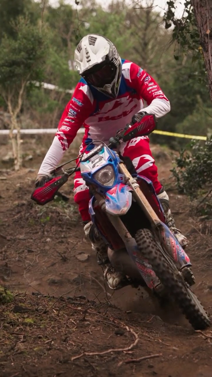 🏁 Il nome del DAY 2 è uno solo: Brad Freeman 🔥Costruisce la sua gara con determinazione, ....